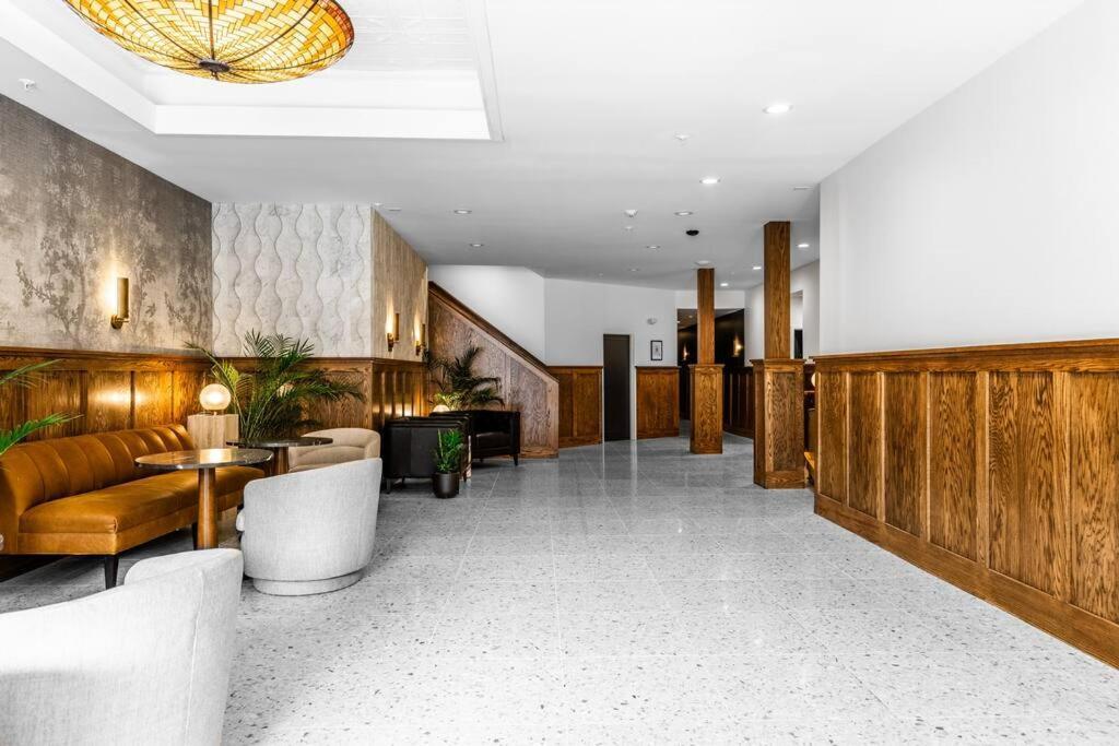 The Phenix Historic Dtwn Hotel, King Bed, Room # 309 Bangor Luaran gambar